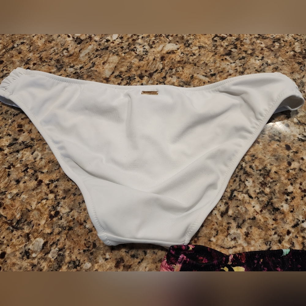Victoria Secret PINK Swim Ruched Side Bottom ×2|White & Black Floral|Size M|NWOT - Picture 7 of 8